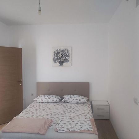 Tahiri Bellevue Apartments Ülgün Dış mekan fotoğraf