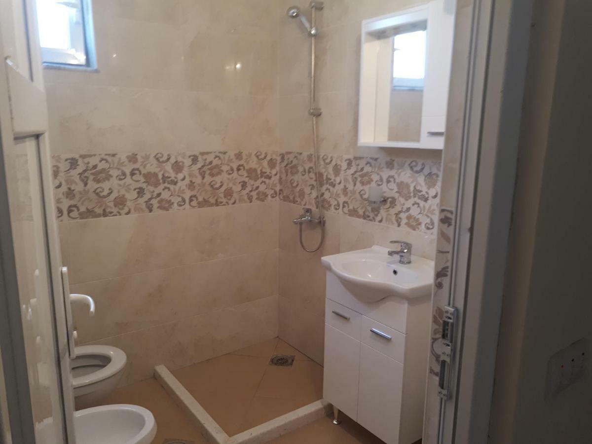 Tahiri Bellevue Apartments Ülgün Dış mekan fotoğraf
